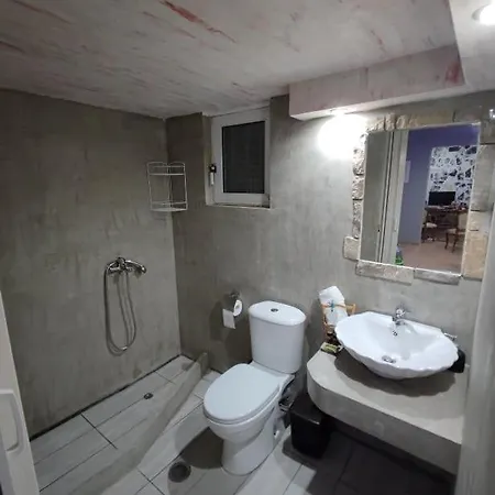 Elafonisos Guesthouse Apartamento *